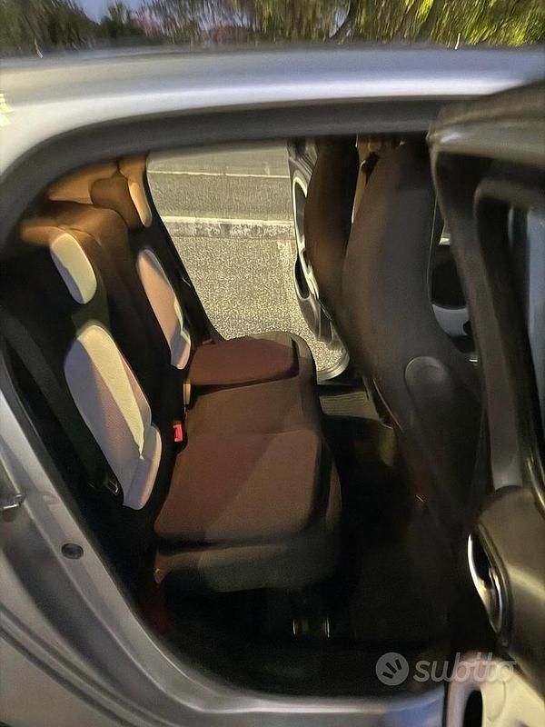 Usata Smart ForFour 71 CV (52 kW) 2015 Grigio Utilitaria