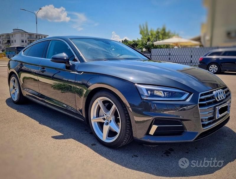 Usata Audi A5 Sport 190 CV (139 kW) 2019 Grigio Coupé