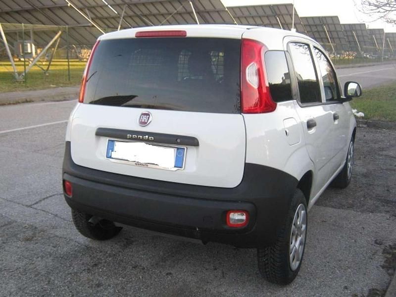 Usata Fiat Panda Pop 86 CV (63 kW) 2016 Bianco Utilitaria