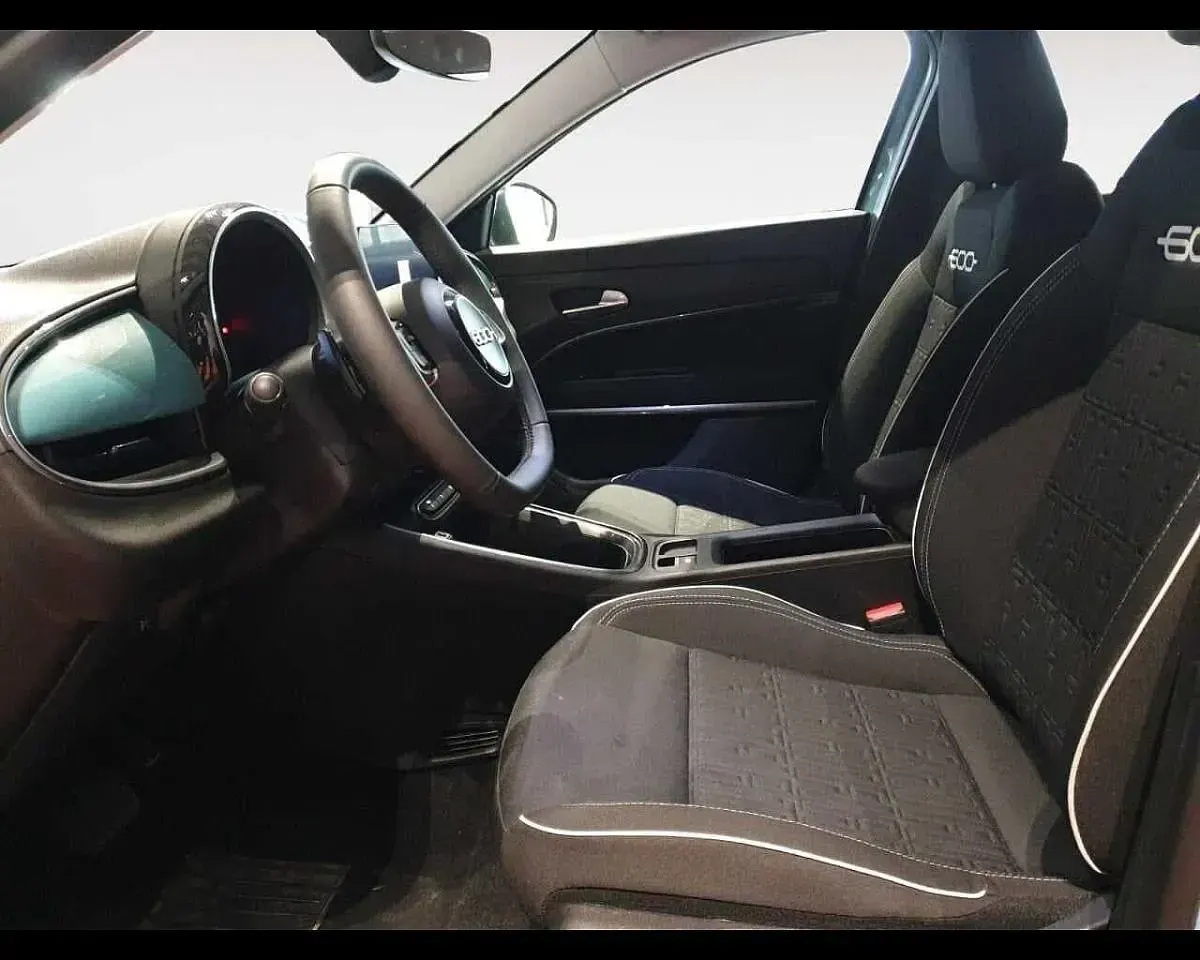 Usata Fiat 600 145 CV (106 kW) 2025 Blu SUV