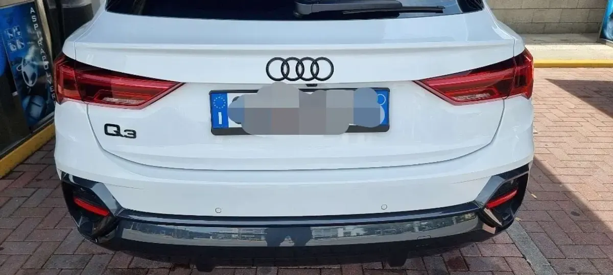 Usata Audi Q3 Sportback Business Plus 150 CV (110 kW) 2023 Bianco SUV