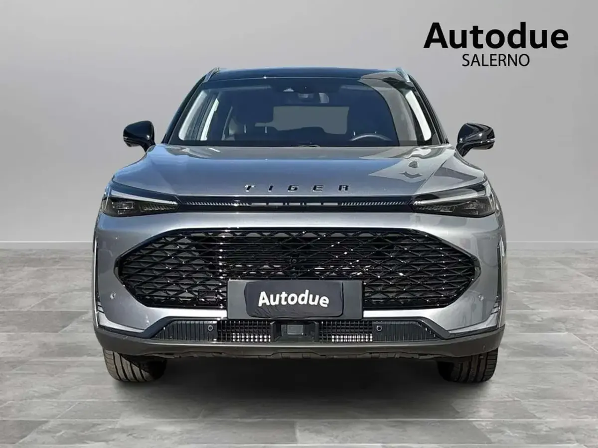 Usata Tiger Six 177 CV (130 kW) 2026 London smoke SUV