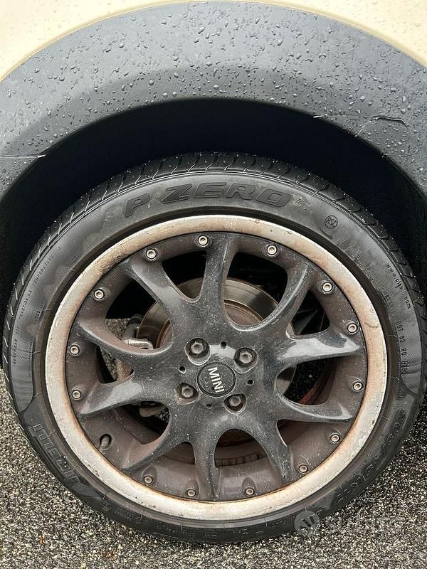 Usata Mini Cooper Cabriolet 116 CV (85 kW) 2009 Cabrio