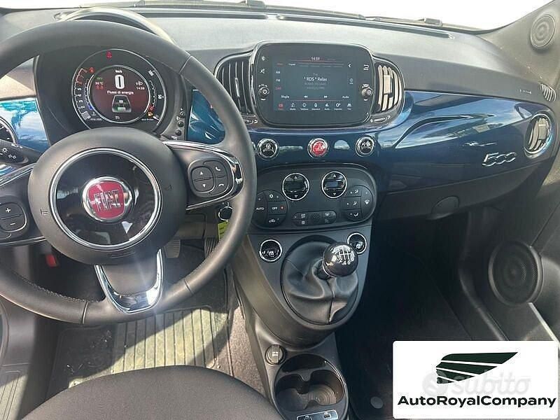 Usata Fiat 500 Dolcevita 70 CV (51 kW) 2024 Blu Berlina