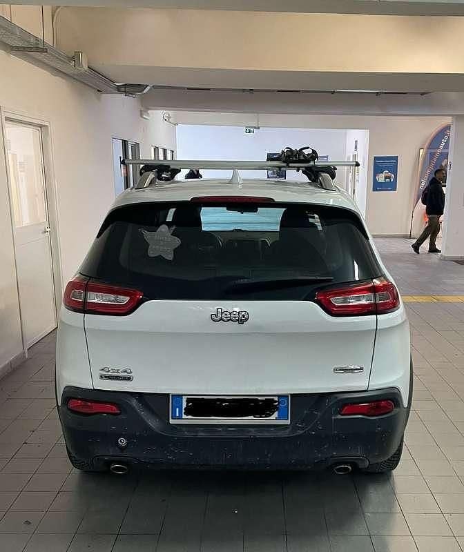 Usata Jeep Cherokee Longitude 170 CV (125 kW) 2015 Bianco SUV