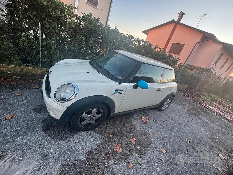 Usata Mini ONE 75 CV (55 kW) 2010 Bianco Utilitaria