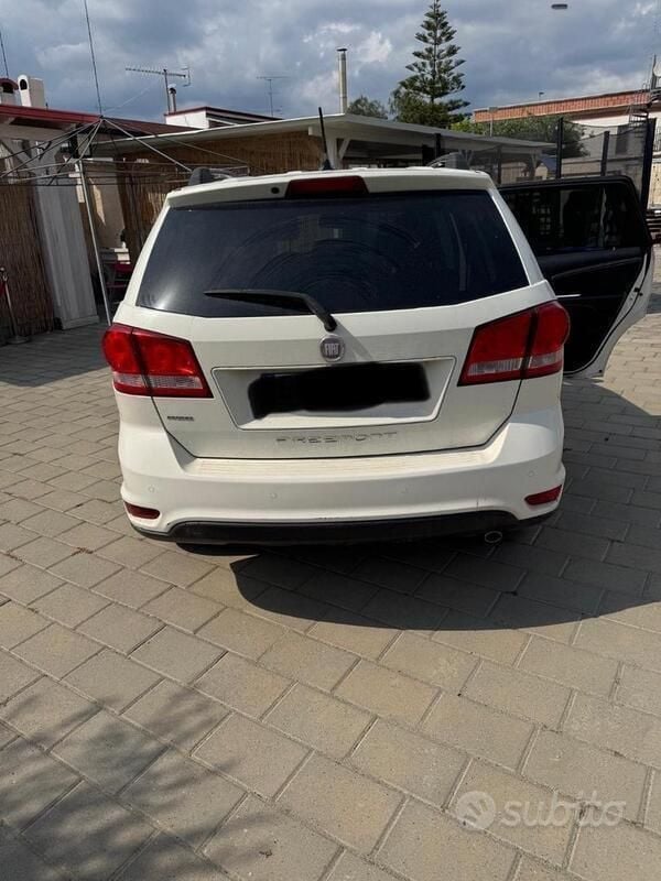 Usata Fiat Freemont 170 CV (125 kW) 2012 Bianco SUV