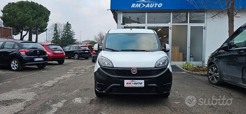 Usata Fiat Doblò 105 CV (77 kW) 2016 Bianco Monovolume