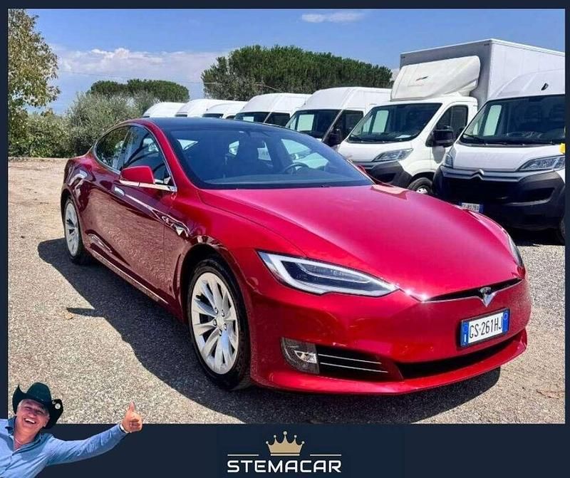 Rosso Usata 2018 Tesla Model S Due volumi | 27.700 € (Buon prezzo) - Immagine 1/4
