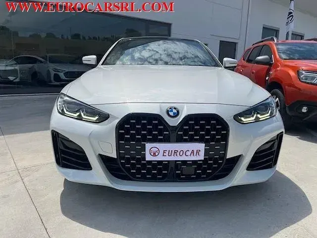 Usata BMW 420 Coupé M Sport 184 CV (135 kW) 2022 Bianco Coupé
