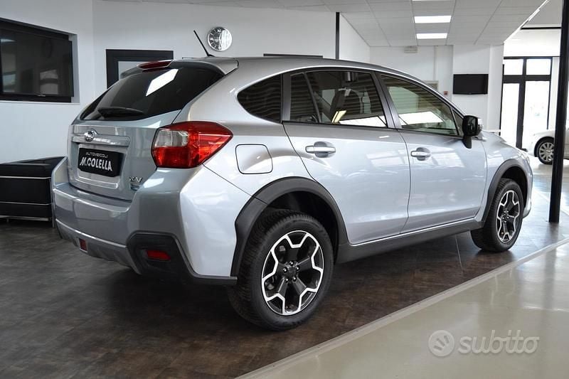 Usata Subaru XV Style 147 CV (108 kW) 2015 Grigio SUV