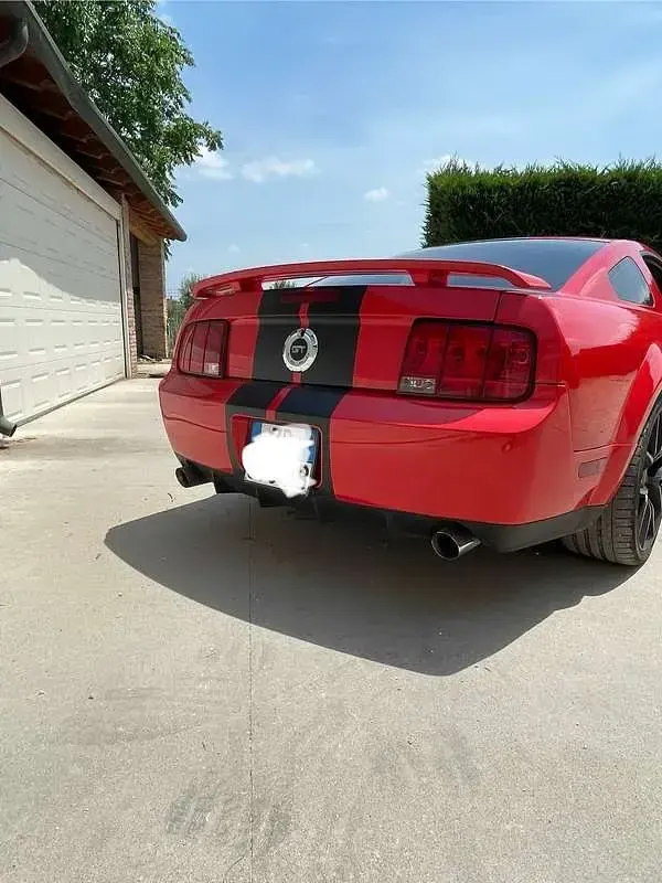 Usata Ford Mustang GT 231 CV (169 kW) 2008 Rosso Coupé