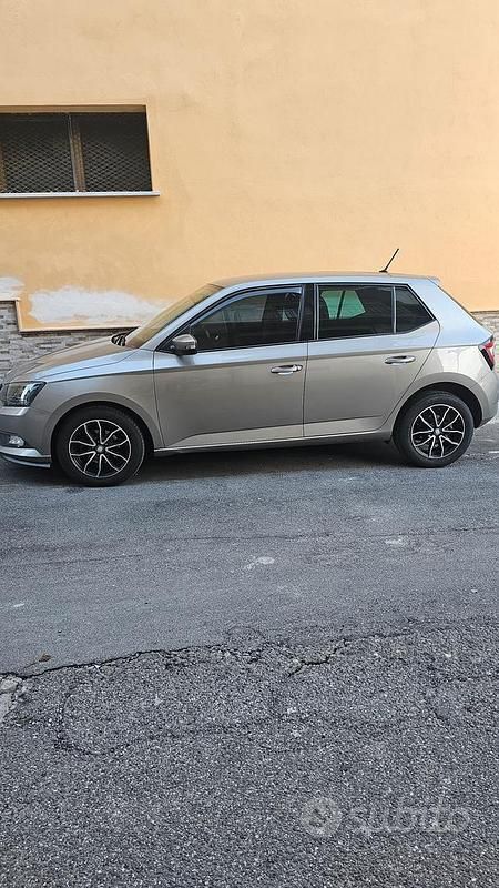 Usata Skoda Fabia 90 CV (66 kW) 2015 Berlina