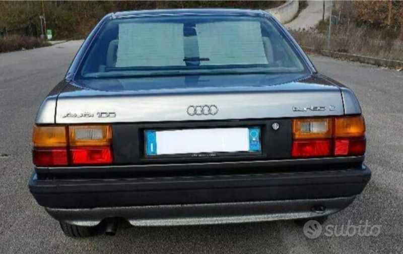 Usata Audi 100 101 CV (74 kW) 1989 Grigio Berlina
