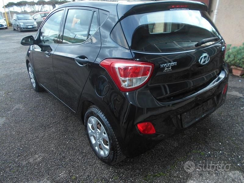 Usata Hyundai i10 Classic 67 CV (49 kW) 2016 Nero Utilitaria