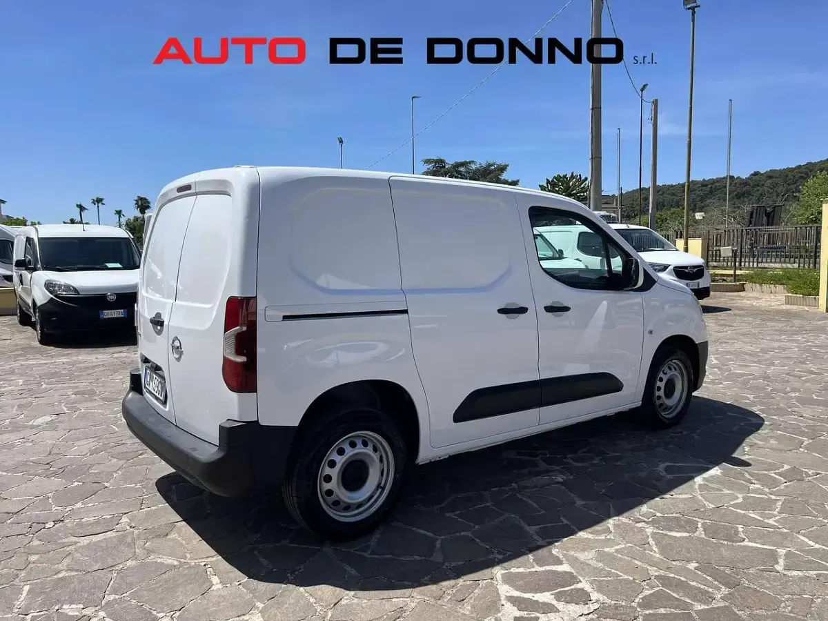 Usata Opel Combo 102 CV (75 kW) 2020 Bianco Monovolume