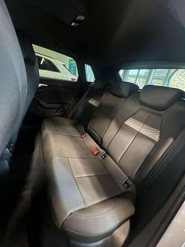 Usata Audi A3 Advanced 150 CV (110 kW) 2020 Argento Berlina
