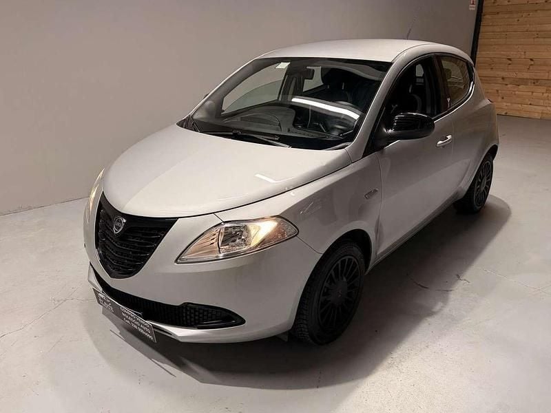 Usata Lancia Ypsilon 69 CV (50 kW) 2015 Other Utilitaria