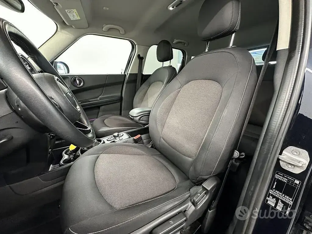 Usata Mini One D Countryman Hype 116 CV (85 kW) 2020 Nero SUV
