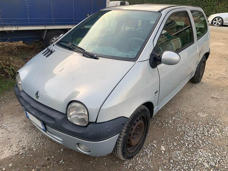 Grigio Usata 2004 Renault Twingo Utilitaria | 1490 € (Super prezzo) - Immagine 1/4