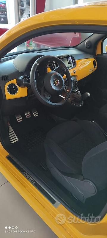 Usata Abarth 595 145 CV (106 kW) 2021 Giallo Utilitaria