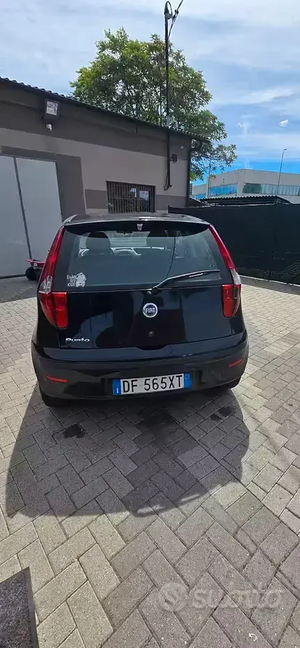 Usata Fiat Punto 60 CV (44 kW) 2007 Nero Utilitaria