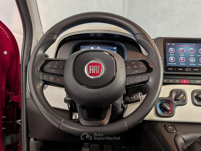 Usata Fiat Panda Cross Cross 94 CV (69 kW) 2024 Rosso Utilitaria