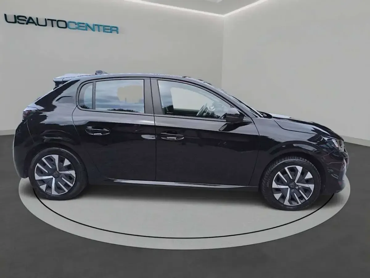 Usata Peugeot 208 Active 75 CV (55 kW) 2024 Nero Utilitaria