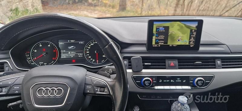 Usata Audi A4 Business 190 CV (139 kW) 2016 Grigio Station wagon