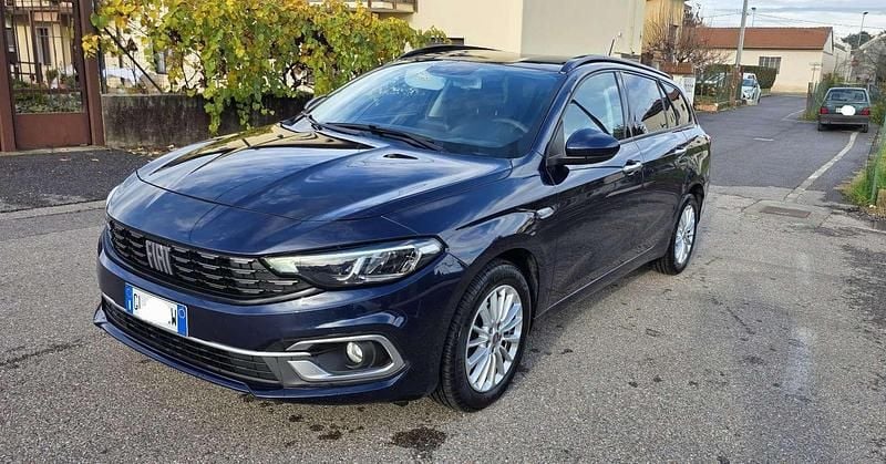 Usata Fiat Tipo Business 131 CV (96 kW) 2022 Blu Station wagon