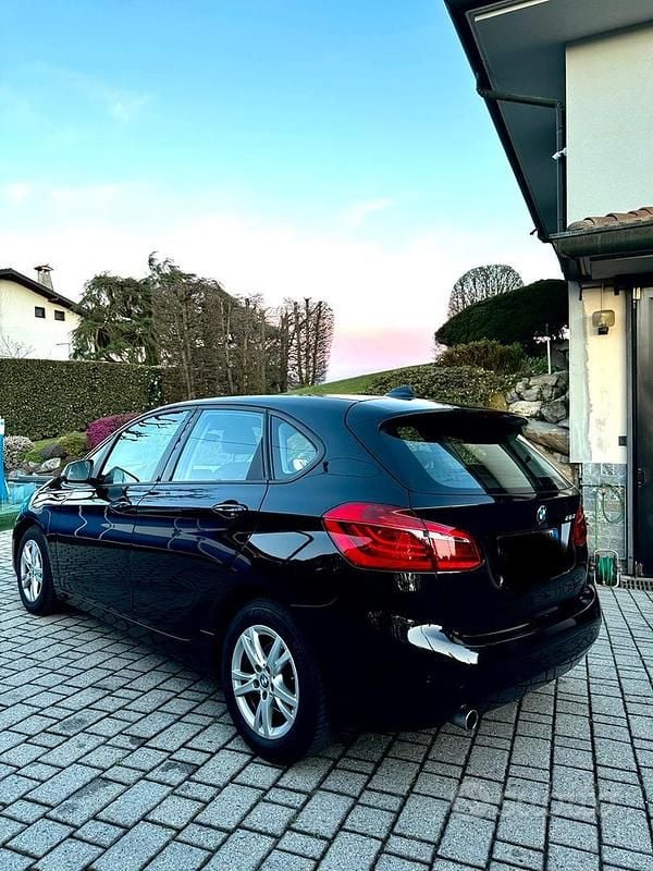 Usata BMW 216 116 CV (85 kW) 2015 Nero Monovolume