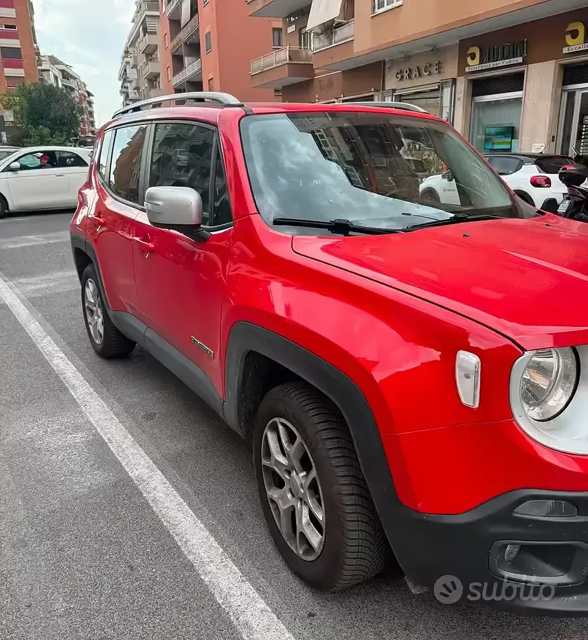 Usata Jeep Renegade Limited 140 CV (102 kW) 2015 Rosso SUV