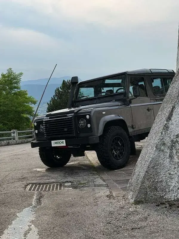 Usata Land Rover Defender SE 122 CV (89 kW) 2004 SUV