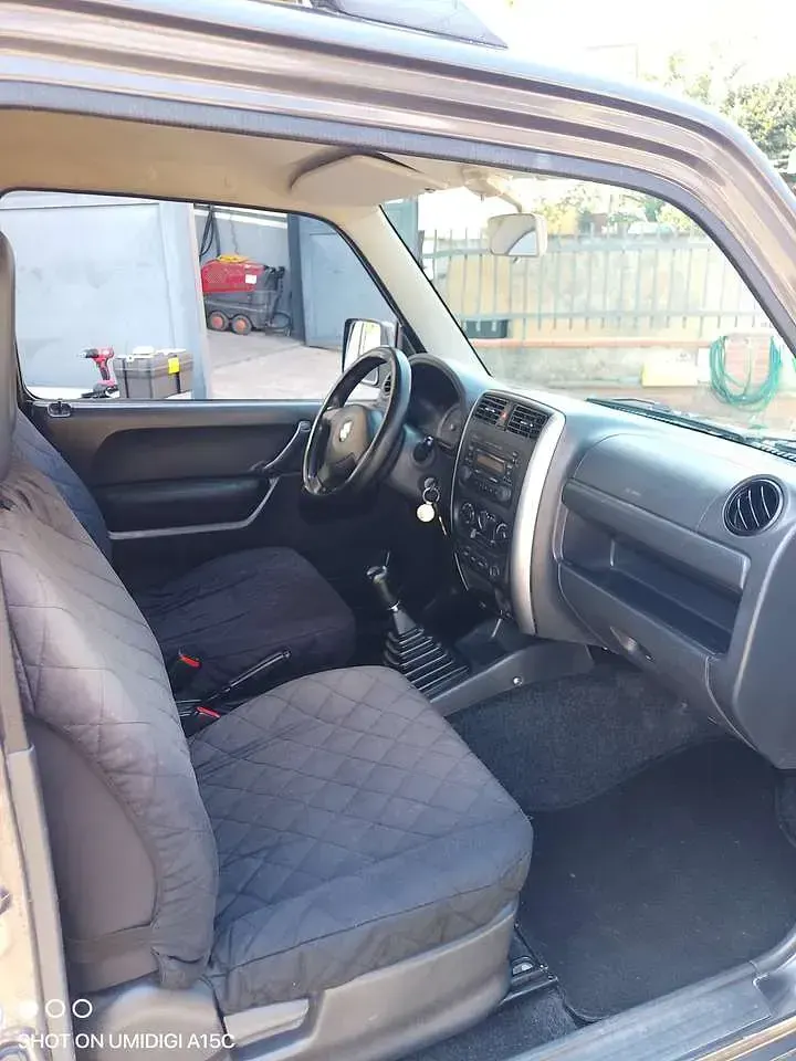 Usata Suzuki Jimny 86 CV (63 kW) 2010 Other SUV