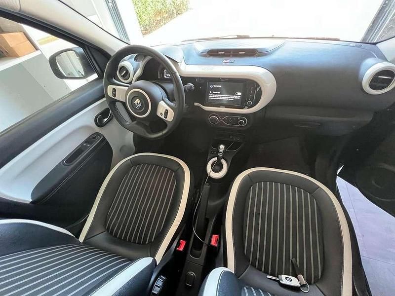 Usata Renault Twingo Intens 30 kW (42 CV) 2021 Utilitaria