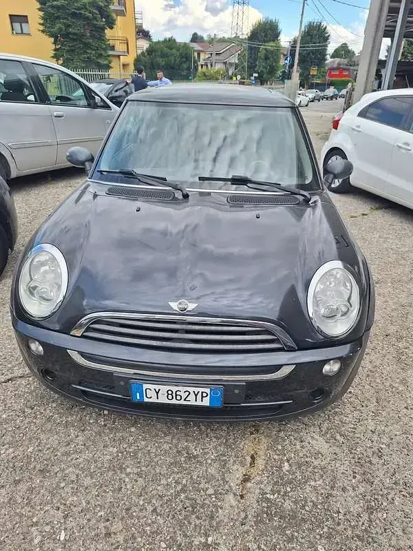 Usata Mini ONE 90 CV (66 kW) 2005 Utilitaria