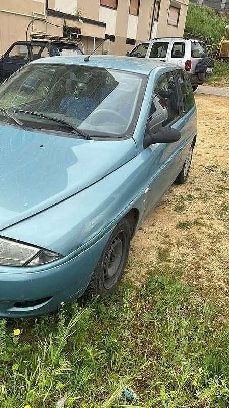 Usata Lancia Ypsilon 60 CV (44 kW) 2001 Utilitaria