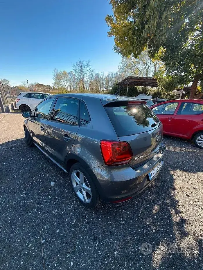 Usata VW Polo Business 75 CV (55 kW) 2016 Grigio Berlina