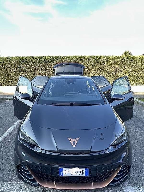 Usata Cupra Born e-Boost 169 kW (231 CV) 2023 Utilitaria