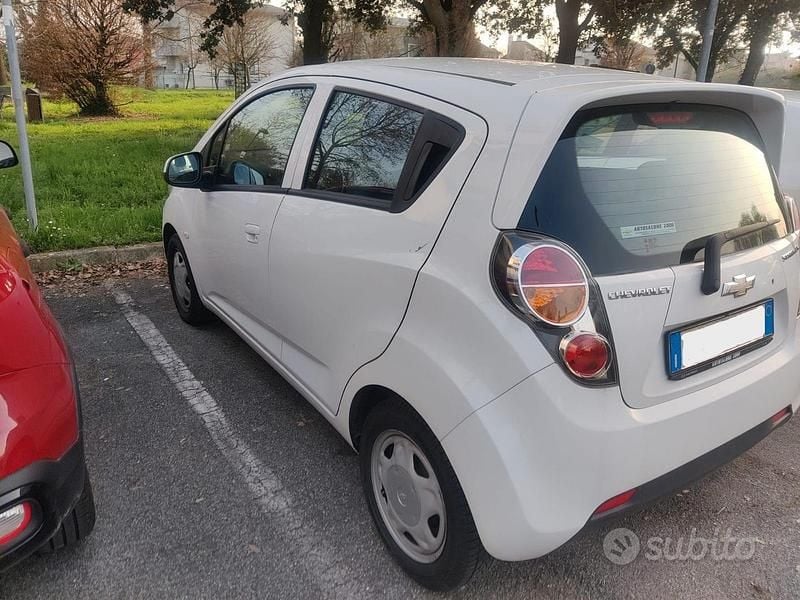 Usata Chevrolet Spark LS 68 CV (50 kW) 2012 Bianco Utilitaria