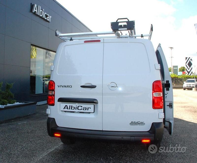 Usata Opel Vivaro S 120 CV (88 kW) 2024 Bianco Monovolume