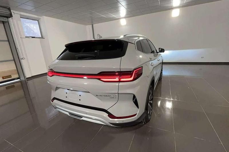 Nuova BYD Seal U Boost 98 CV (72 kW) 2025 Grigio SUV