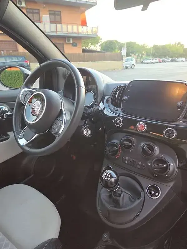 Usata Fiat 500 Dolcevita 69 CV (50 kW) 2021 Nero Utilitaria