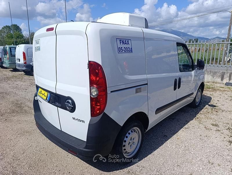 Usata Opel Combo S 105 CV (77 kW) 2015 Other Monovolume