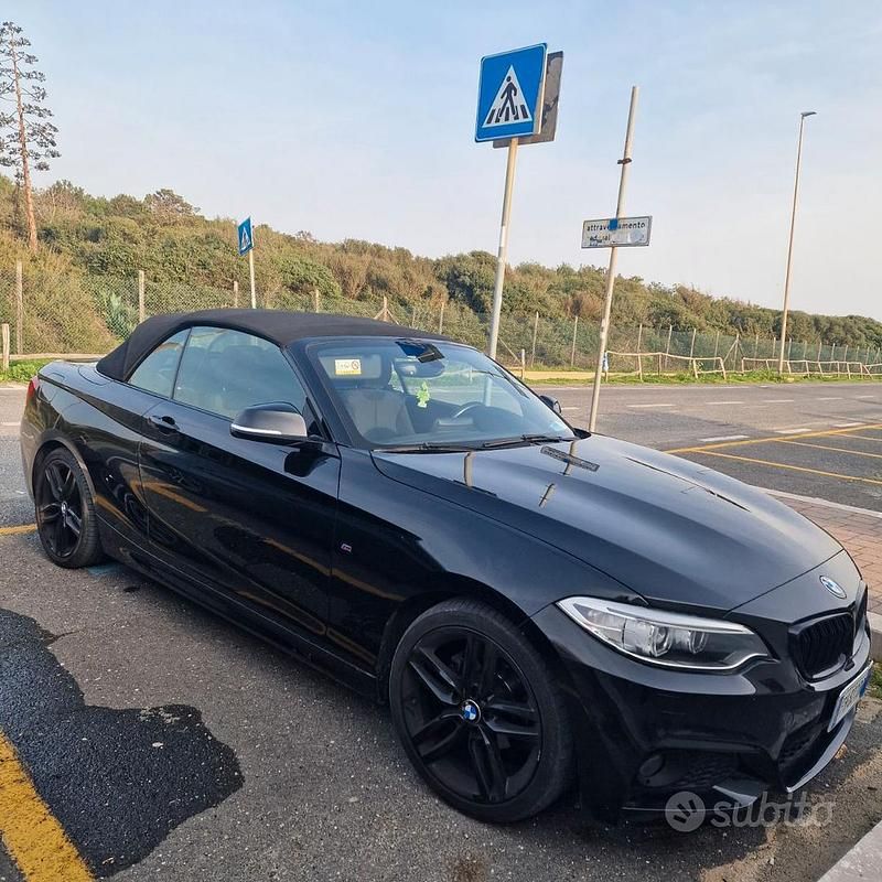 Usata BMW 218 Sport Line 150 CV (110 kW) 2017 Nero Cabrio