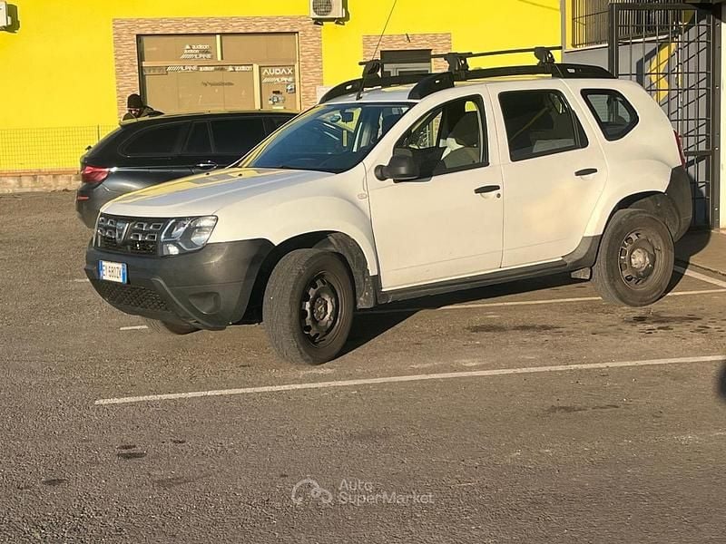 Usata Dacia Duster 109 CV (80 kW) 2015 Bianco SUV