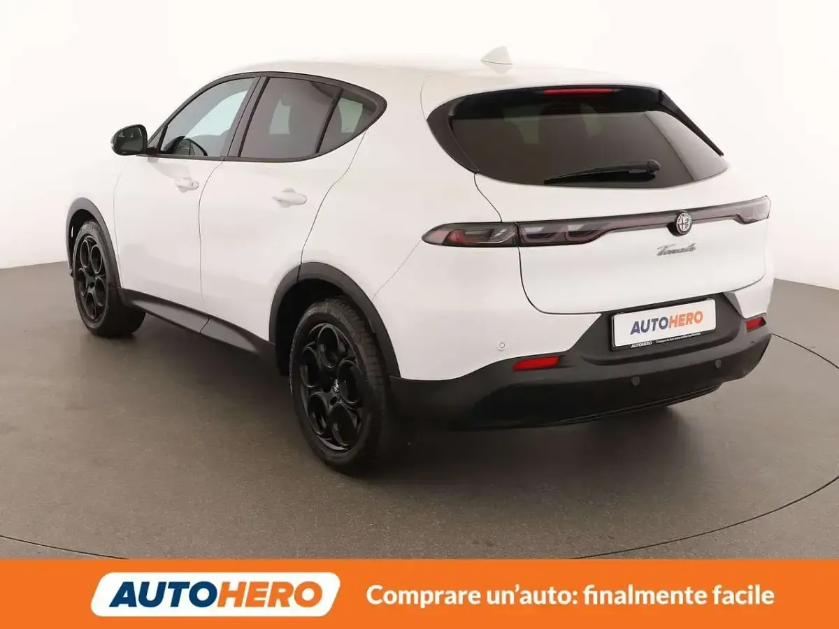 Usata Alfa Romeo Tonale Sprint 131 CV (96 kW) 2023 Bianco SUV