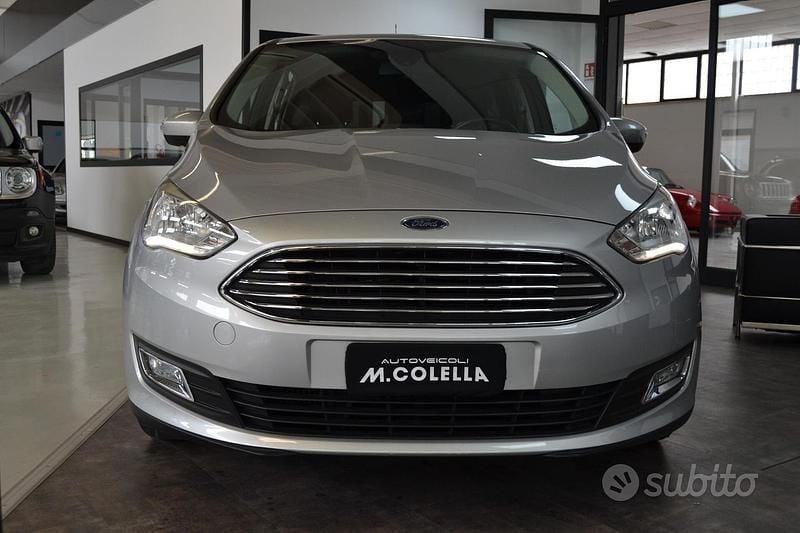 Begagnad Ford C-MAX Titanium 120 HK (88 kW) 2016 Grå Minibuss