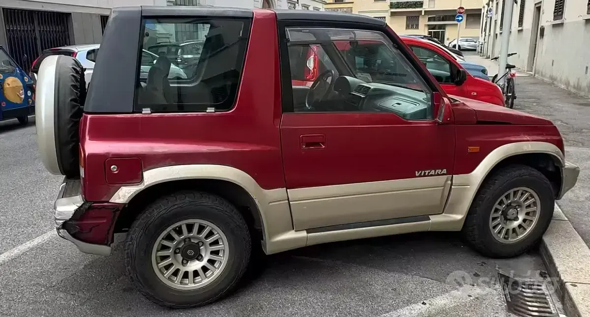 Usata Suzuki Vitara 96 CV (70 kW) 1997 Rosso SUV