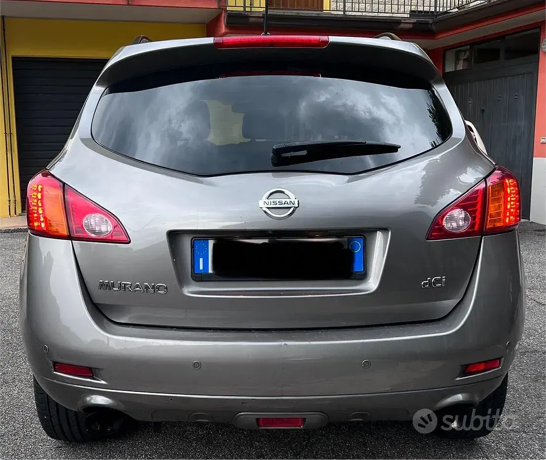Usata Nissan Murano 190 CV (139 kW) 2011 Grigio Berlina